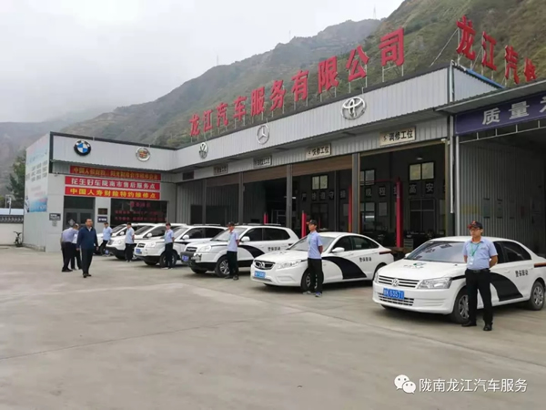 金錘鈑金，銀槍噴漆！龍江汽修值得信賴！