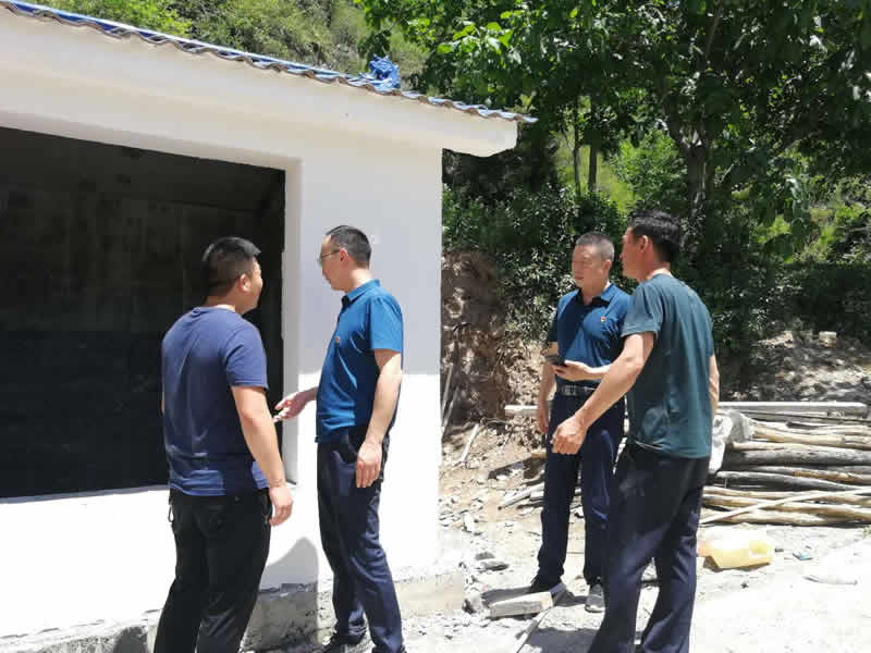 “感黨恩、憶黨史”，--市龍江城鄉(xiāng)發(fā)展集團(tuán)公司開展慶祝建黨99周年主題黨日活動(dòng)